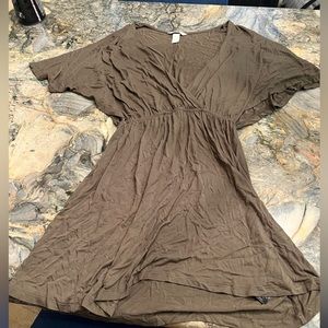 H & M olive green beach cover up dress size S